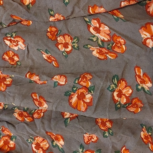 Hollister Floral Skater Skirt Junior LG in Gray Y2K Feminine 90s - Picture 3 of 7